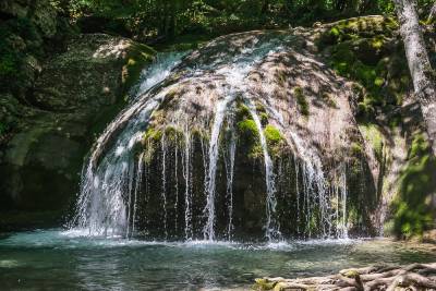 Ущелья Хапхал с водопадом Джур-Джур